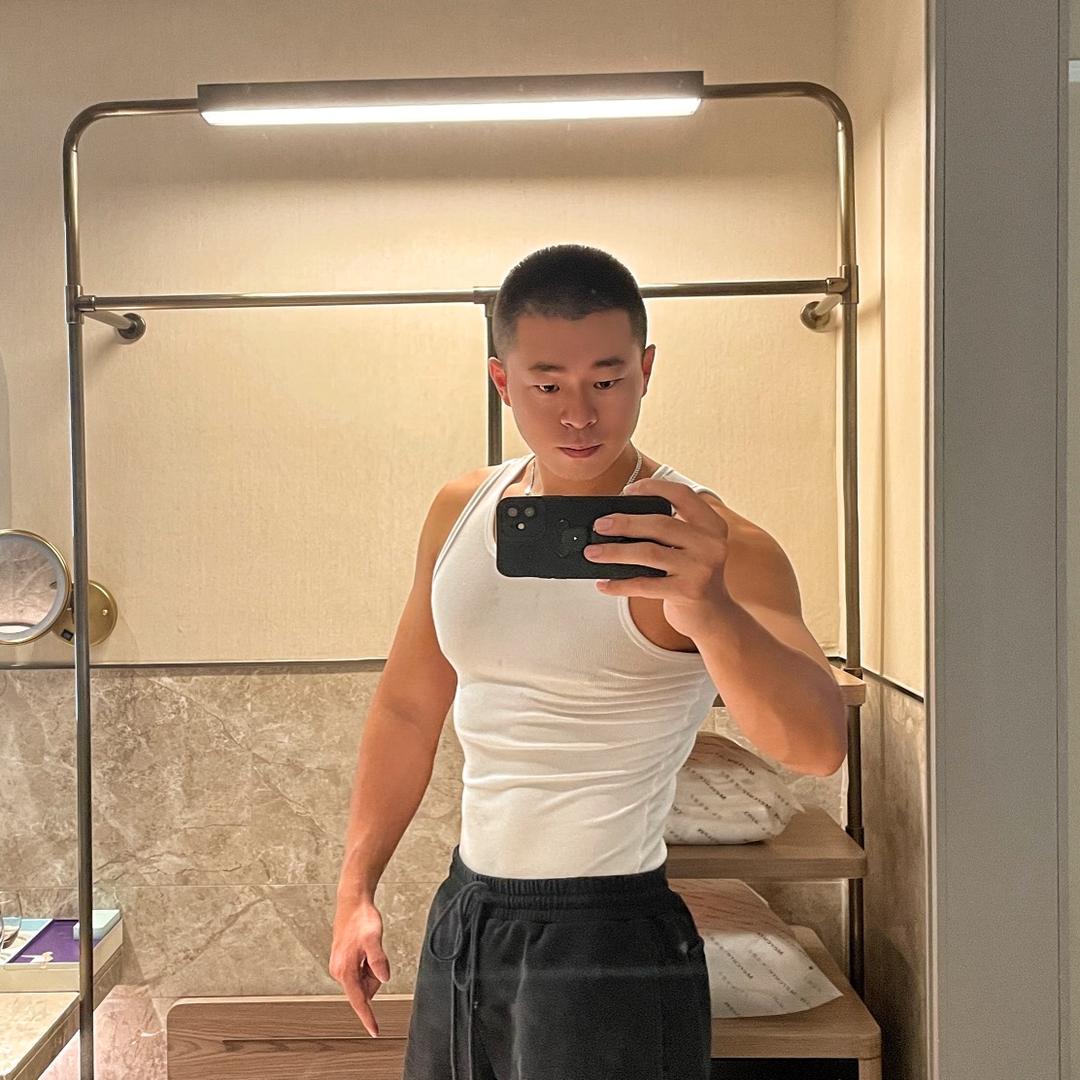 爱撸铁的Ray