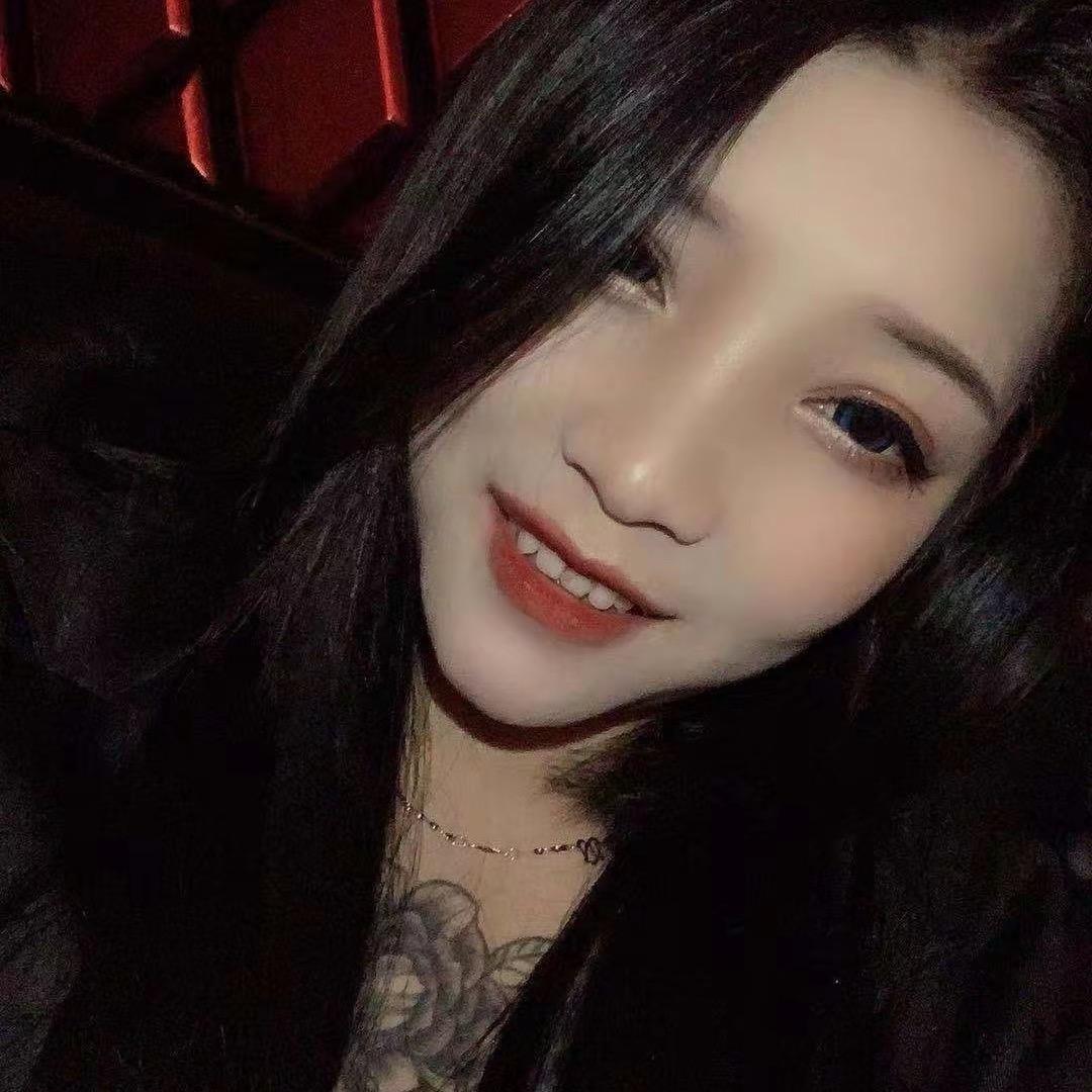秀秀。  🌸