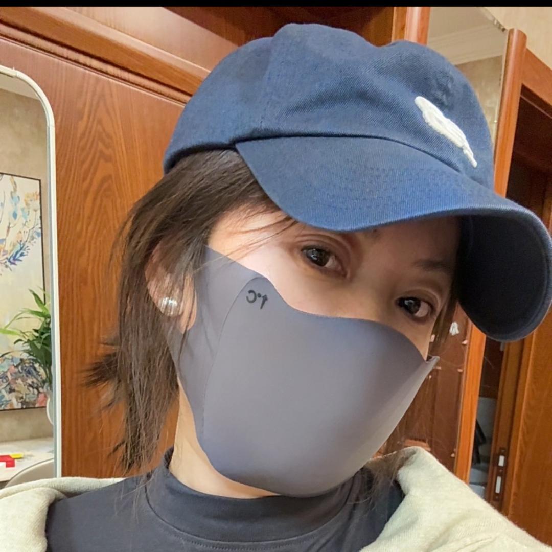 女装服饰