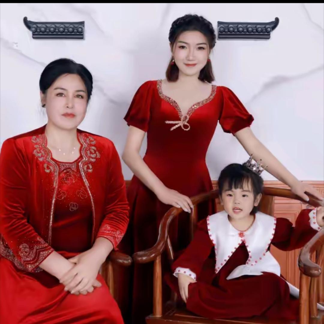 丽丽一家人