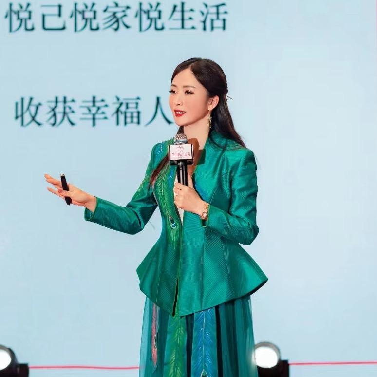 崔明悦女性成长