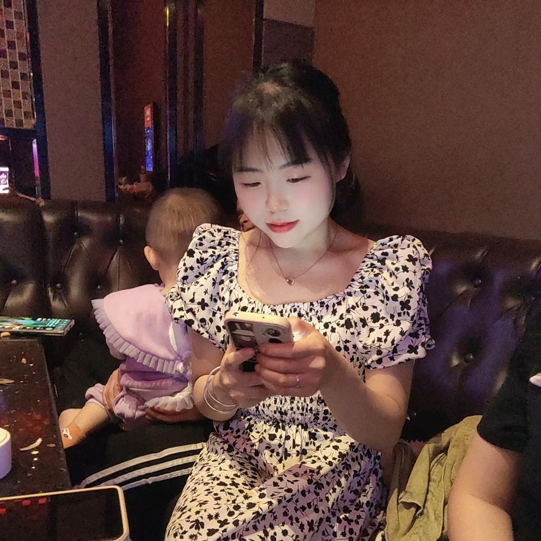 露露（记录餐饮日常）