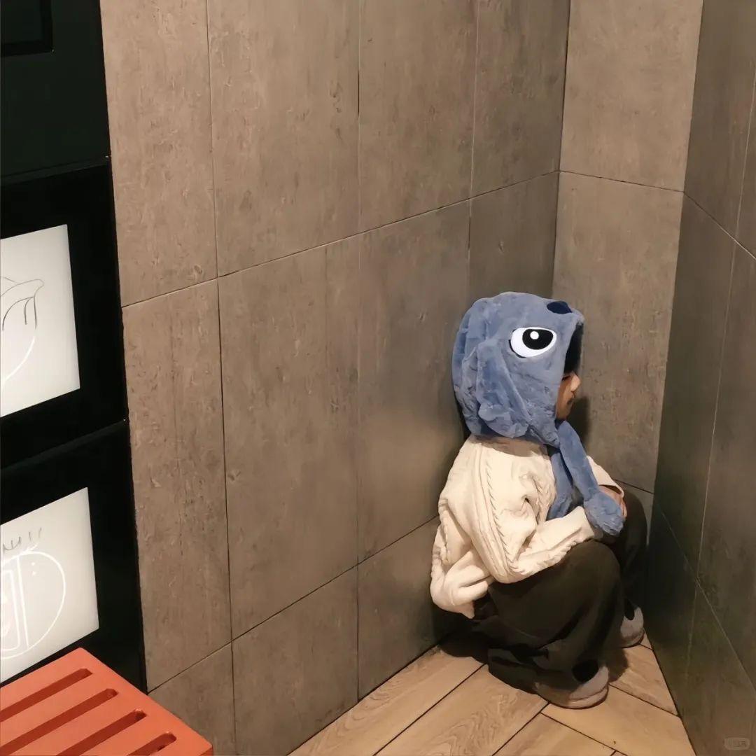 嘘.