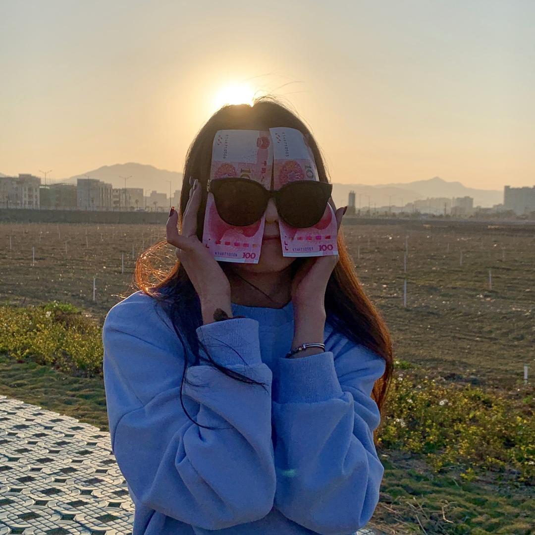 星光灿烂✨