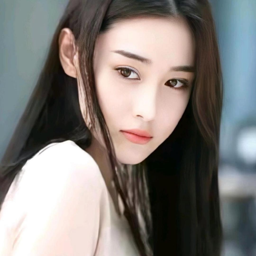 一条活蹦乱跳的鱼