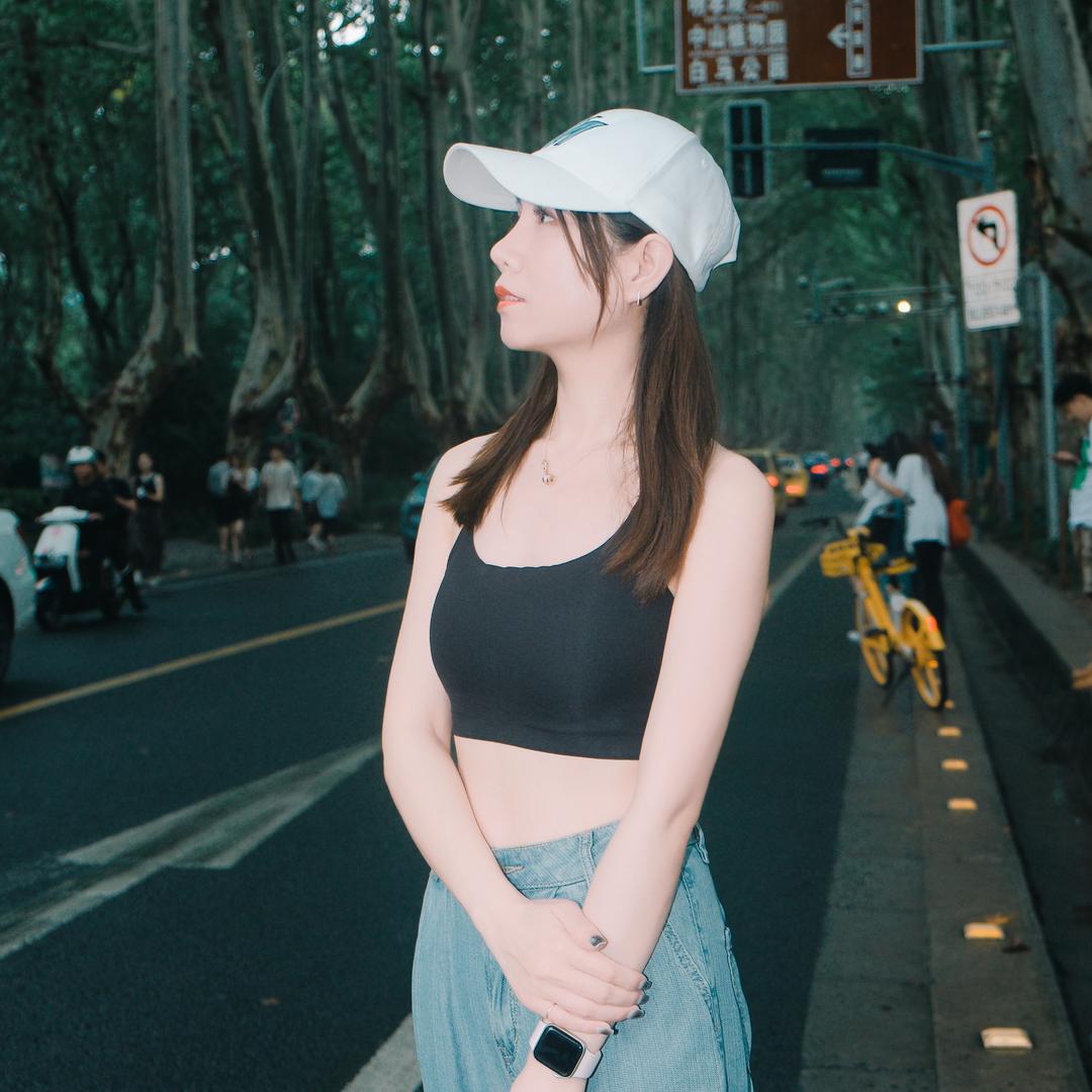 澜潇