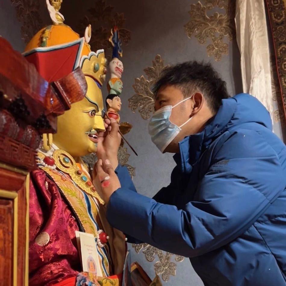 👉སོ་ལོ་དམར་པོ།✊