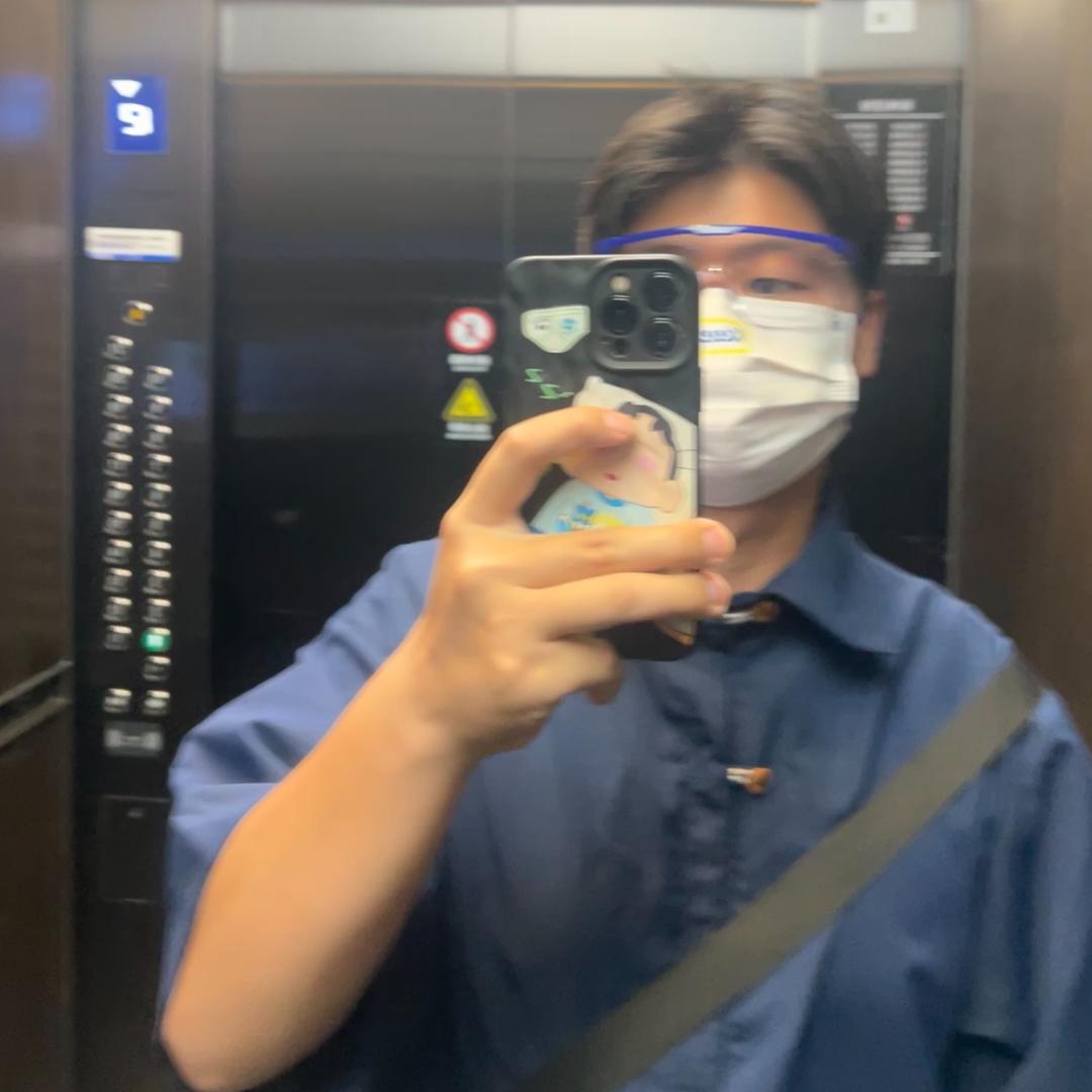 有点烦恼的小李