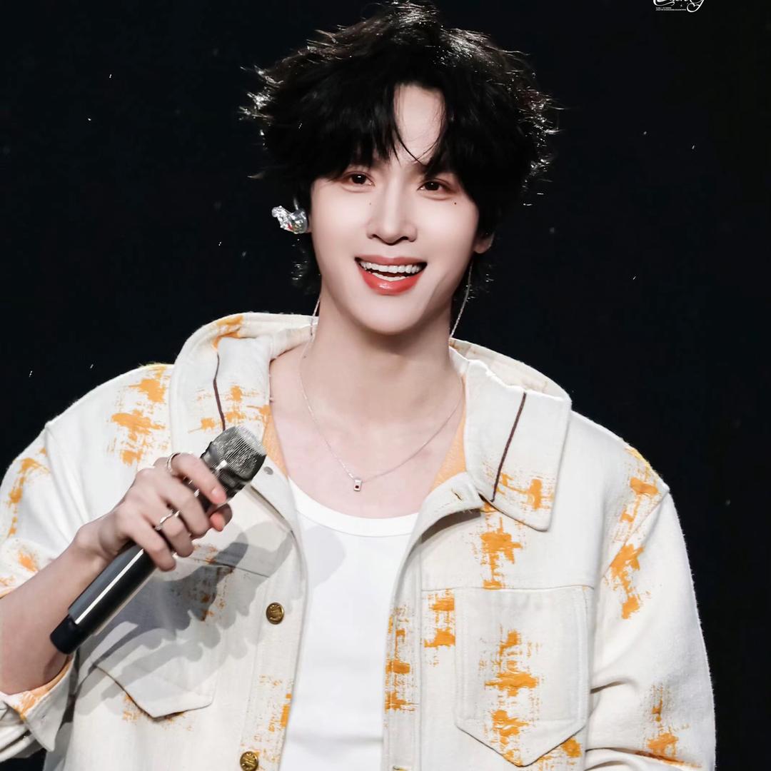 千纸鹤Ꮤ🥝空港等船💗💚99