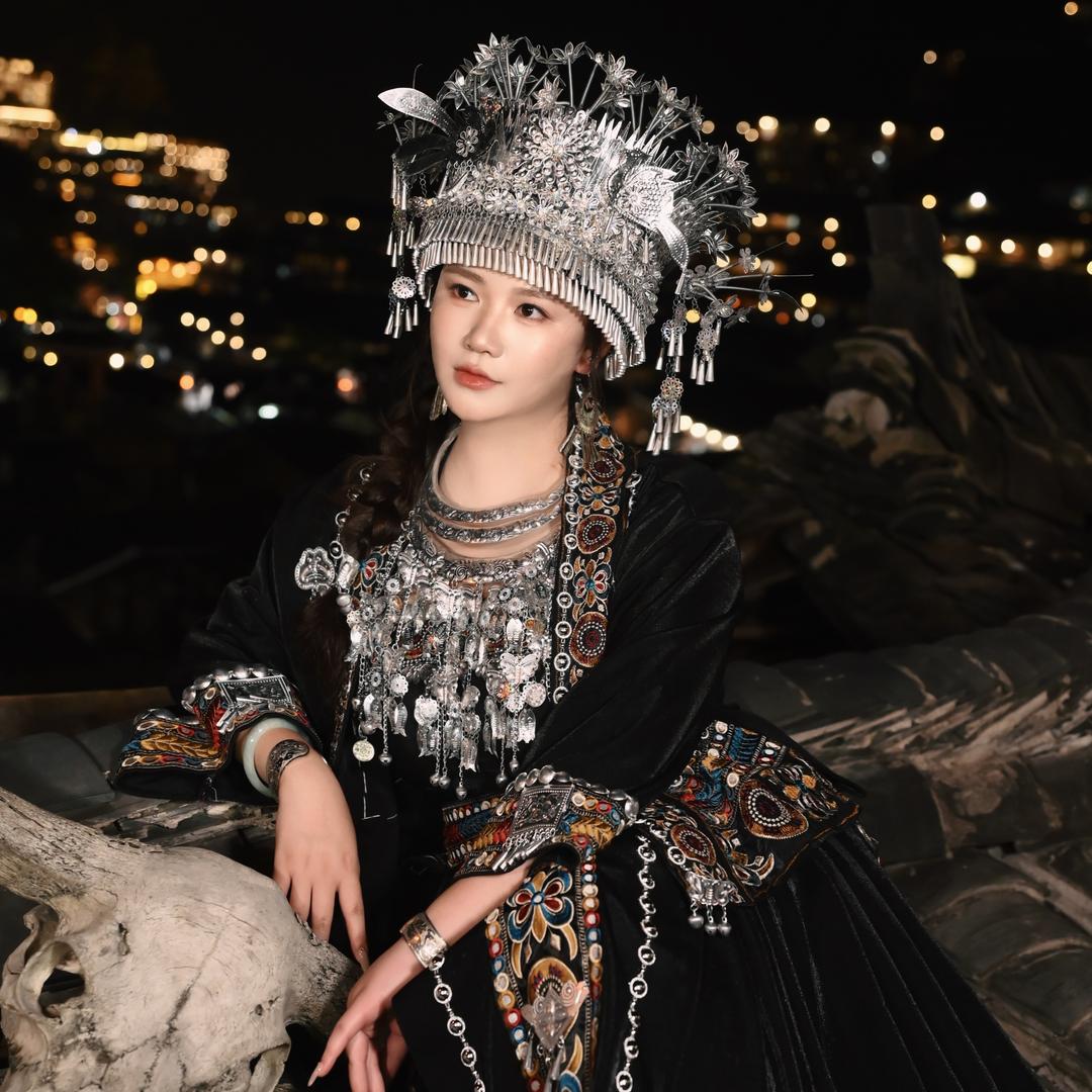 戴朵小红花