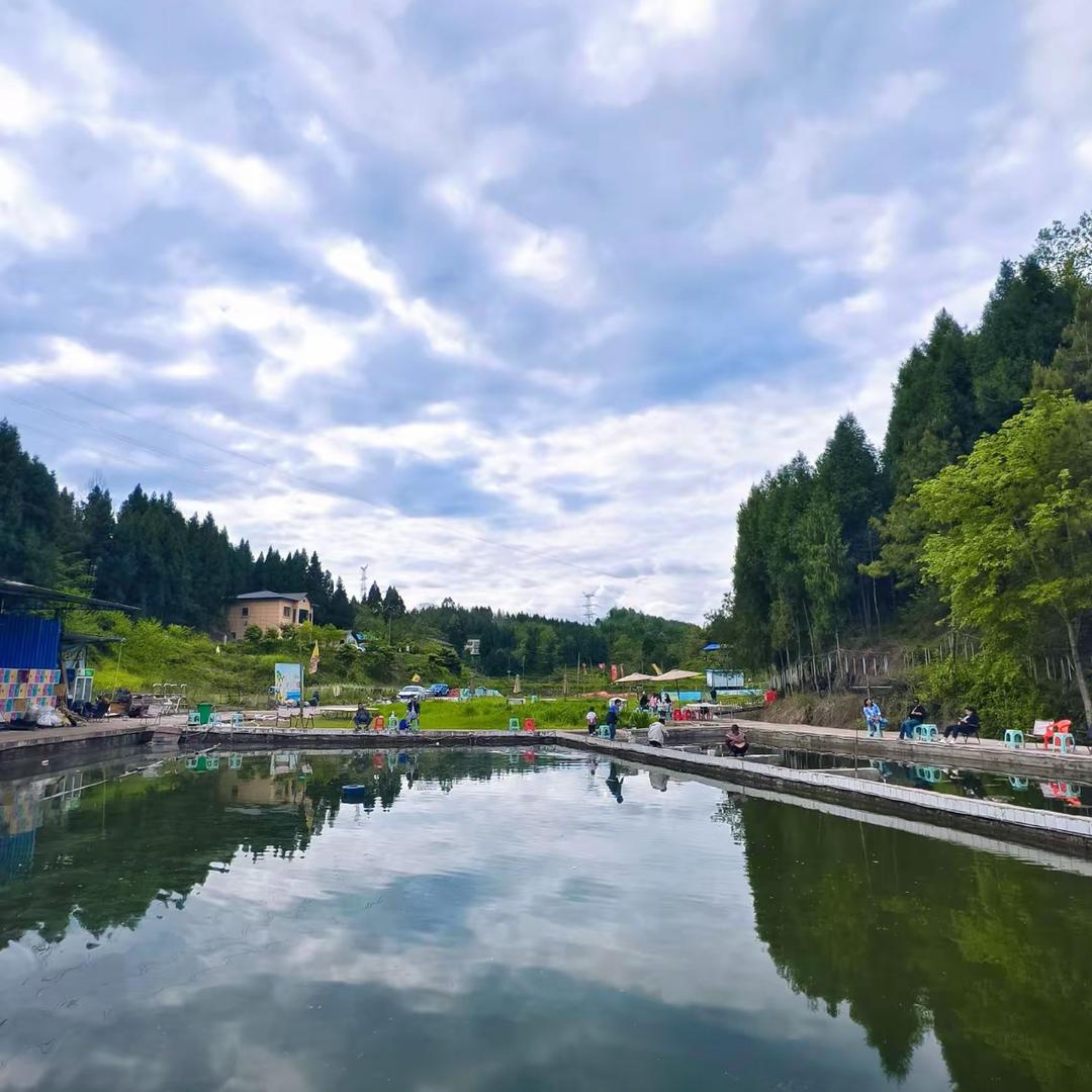 啦啦啦卖报小行家～