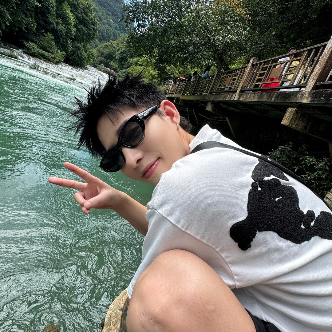 许一