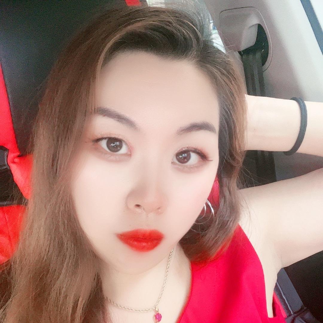 (新加坡）湖北土家姑娘