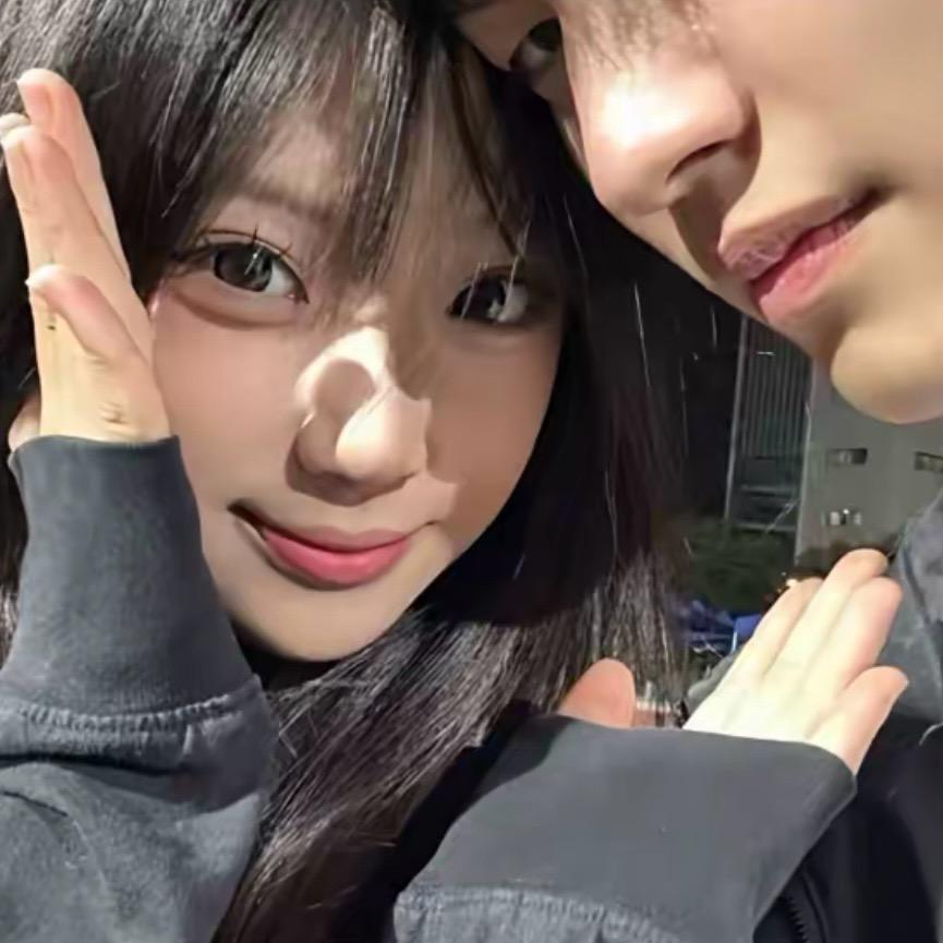 奶油拌云朵•᷄ࡇ•᷅