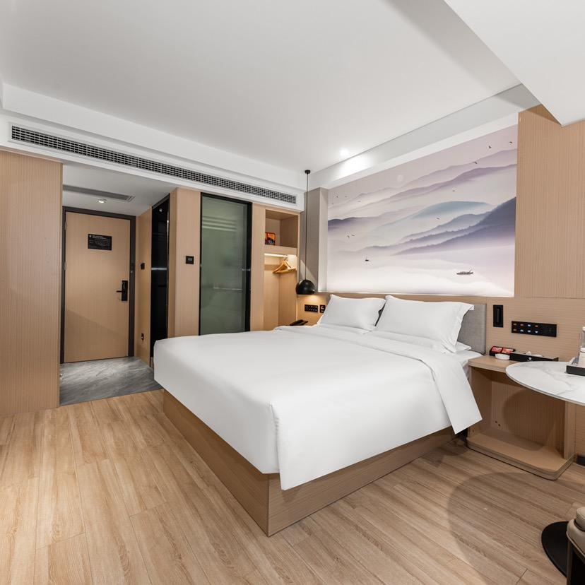 途派雅酒店连锁（华容步步高新天地店）