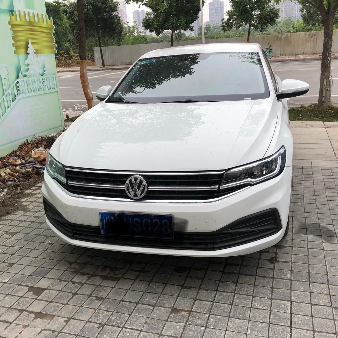 邓妳一眼