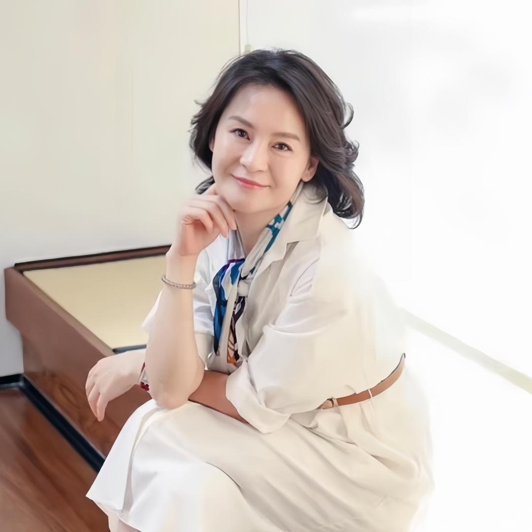 我是摩羯♑现货号（三妈精选穿搭）