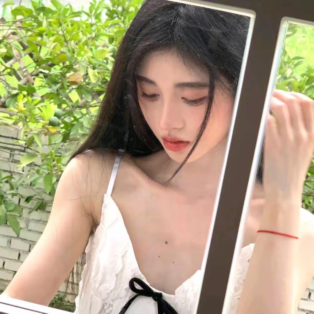 不见轻舟