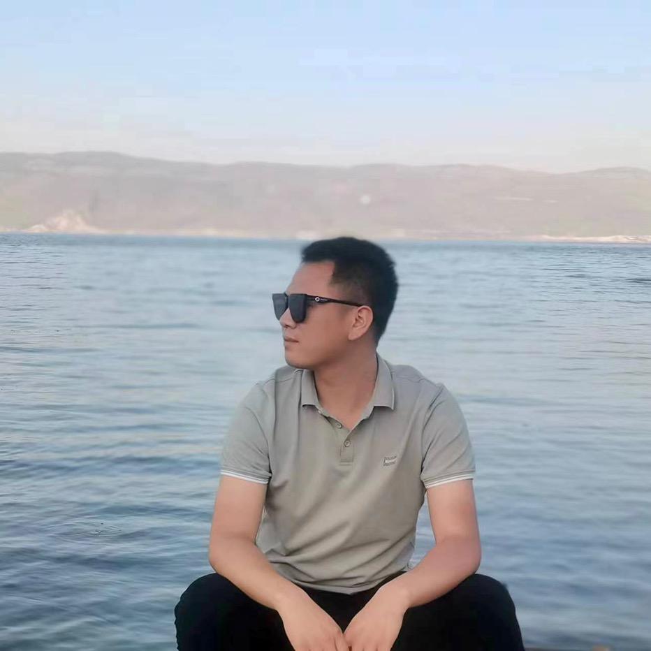 云南旅游定制师张力