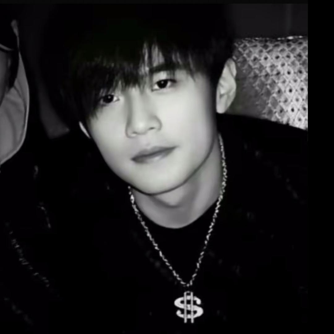 JAY Chou