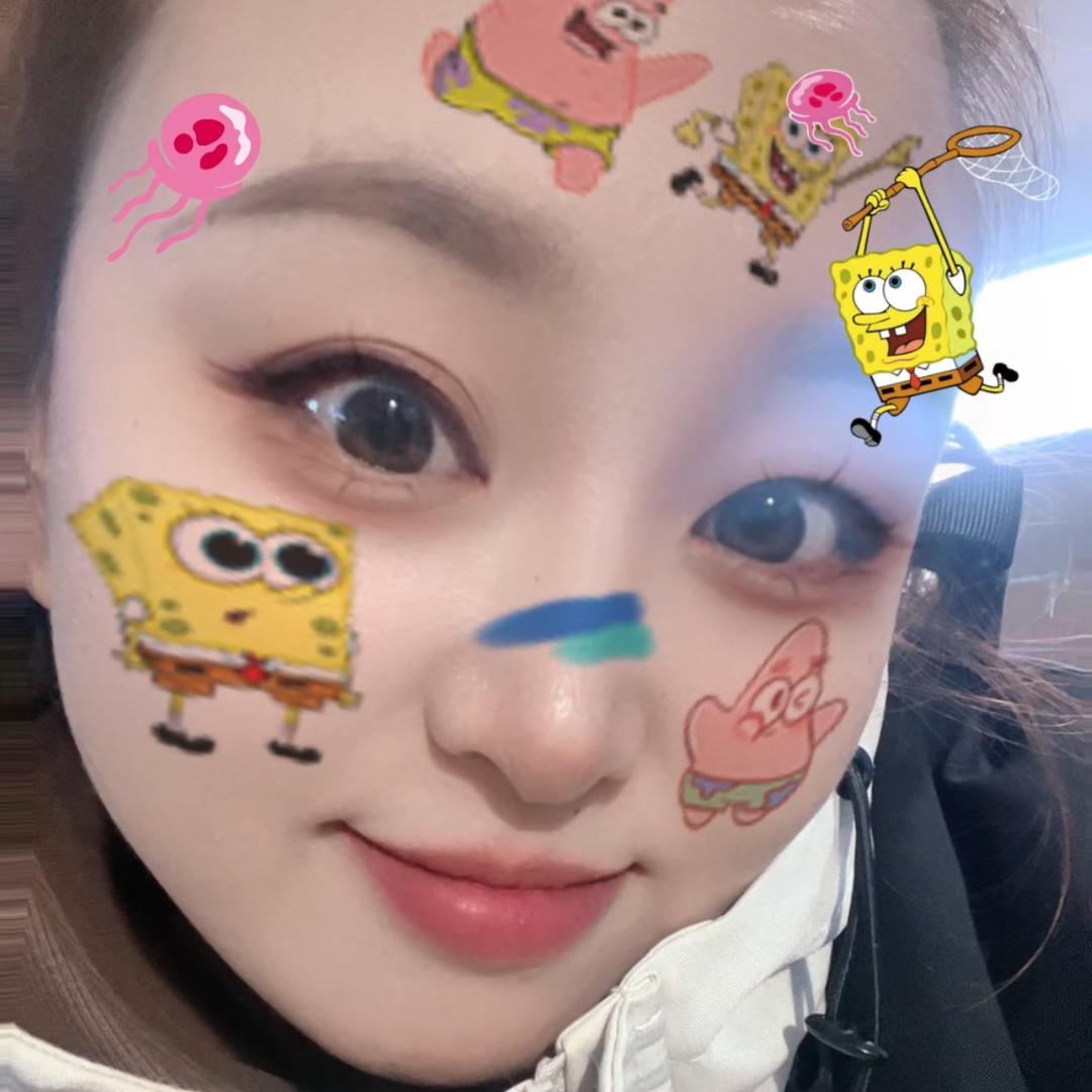 含笑半步癫. ᥫᩣ.