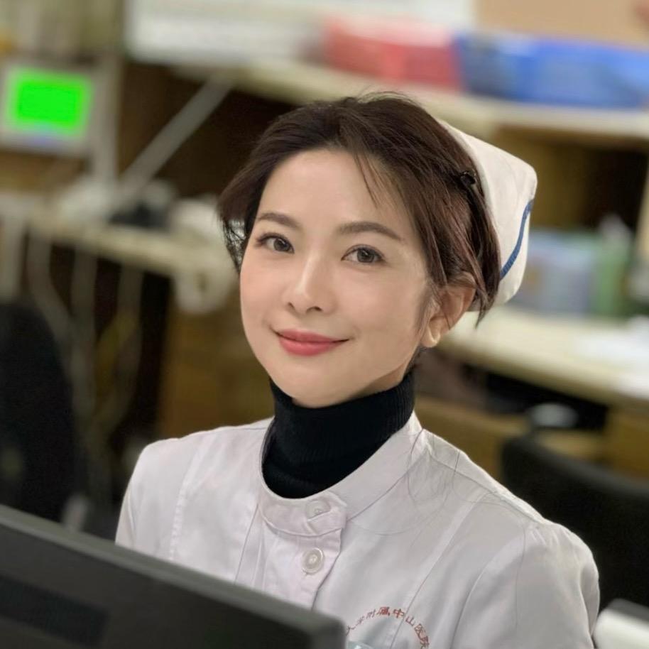 催乳护理师霖霖