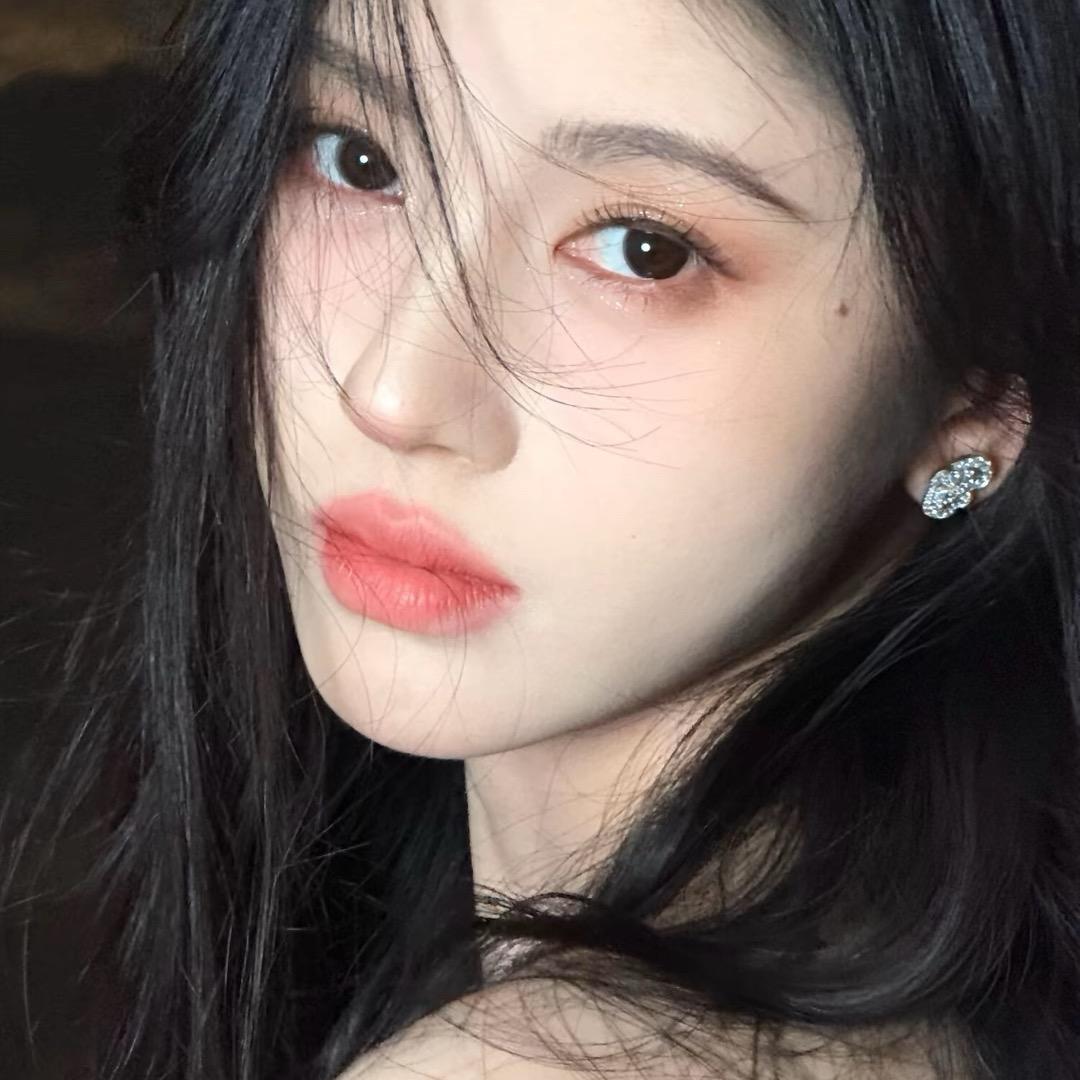 小…..美