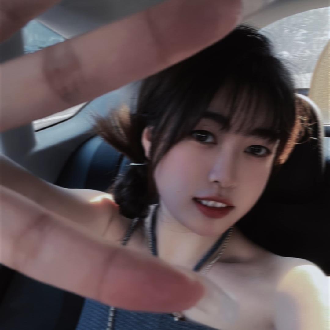 🌸     `