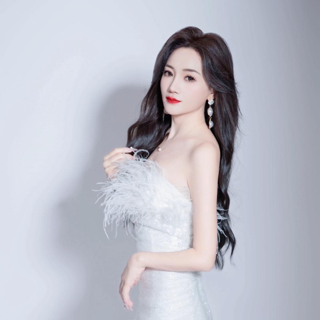 洋妞美业可加盟创始人李总
