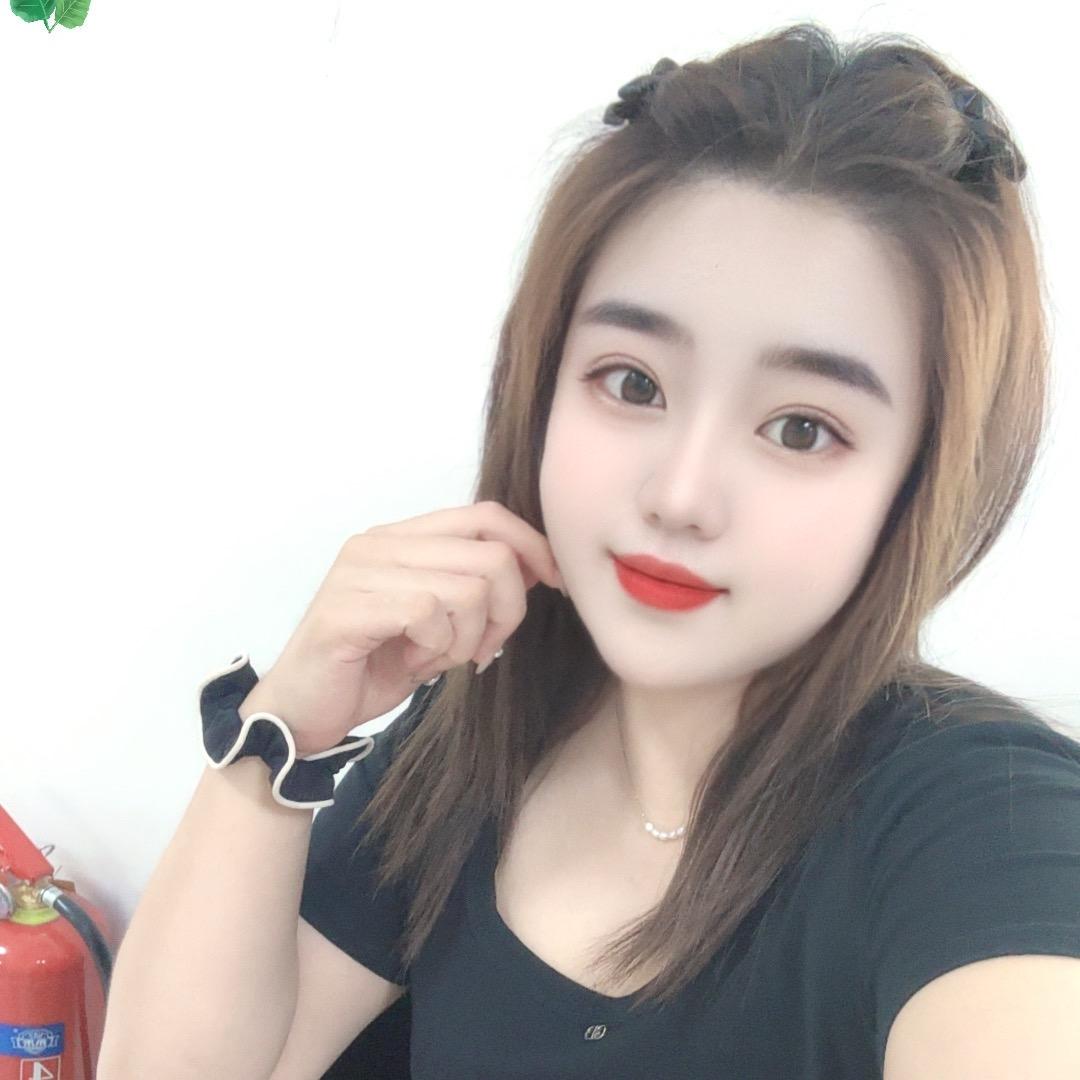 陈陈.