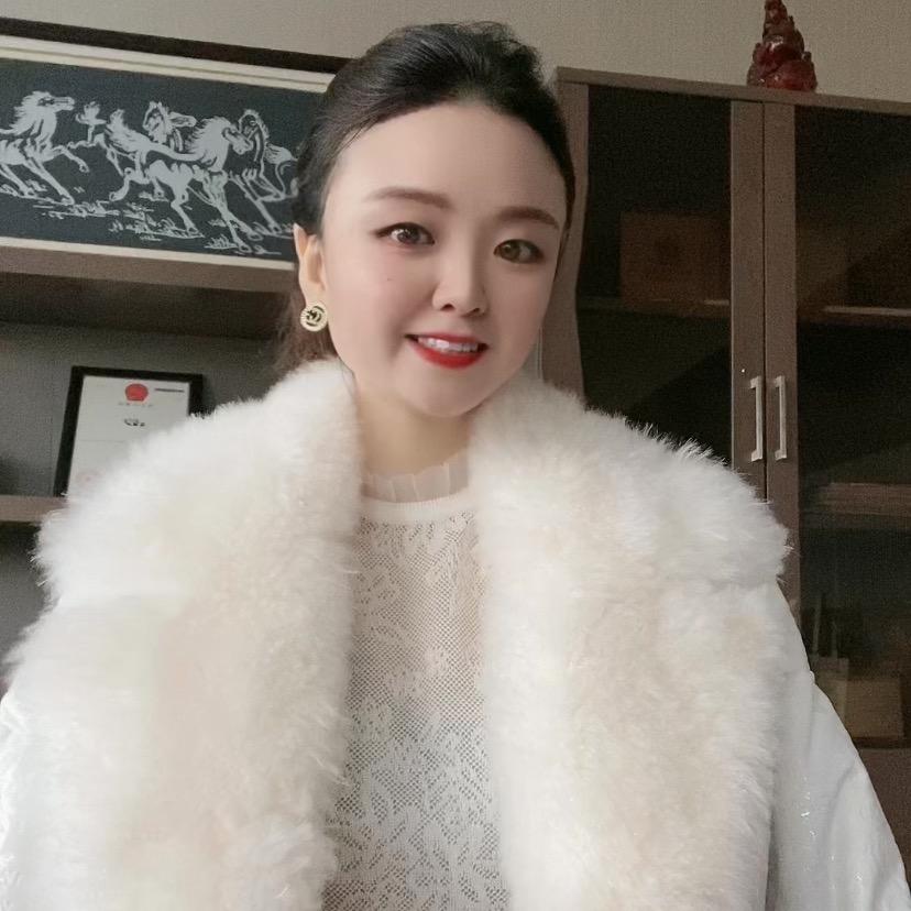 小美匠高定设计师品牌集合店