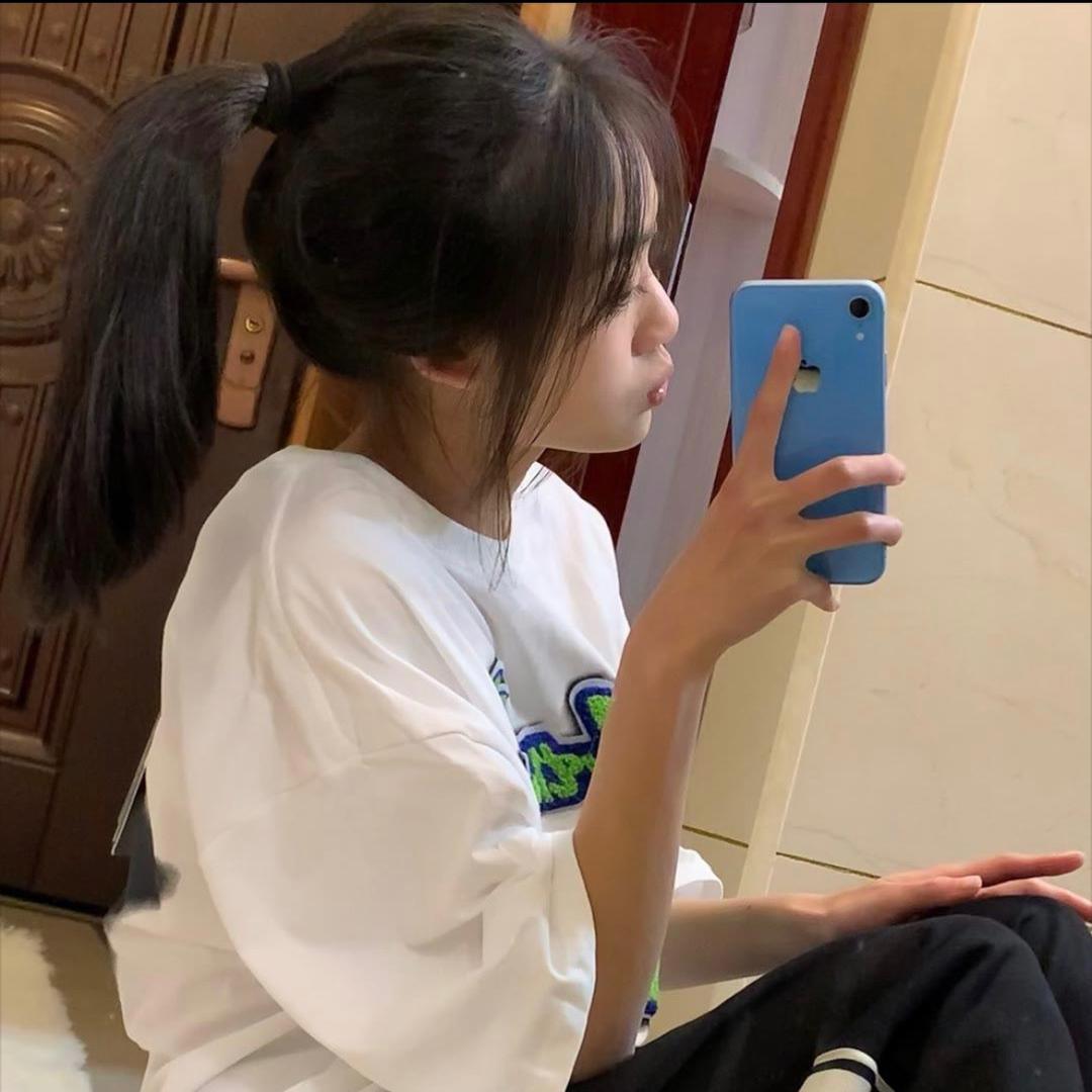 小黄同学睡不着