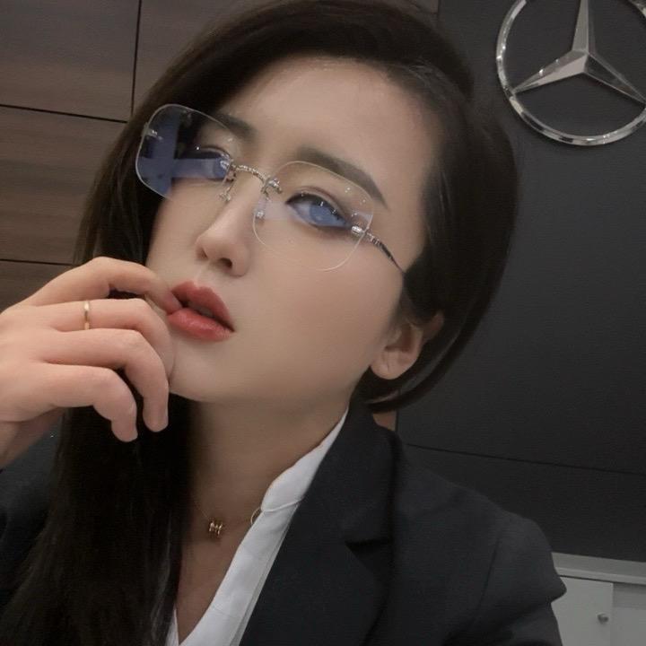 @江佩