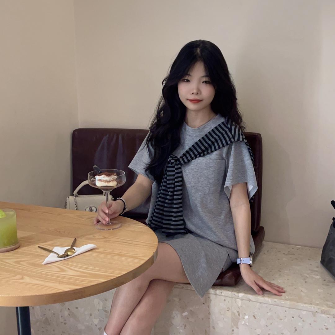 ^小淼摸鱼日记.