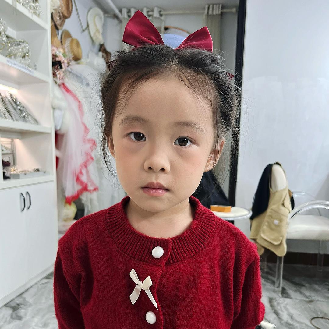 淇淇宝贝和元满宝贝麻麻