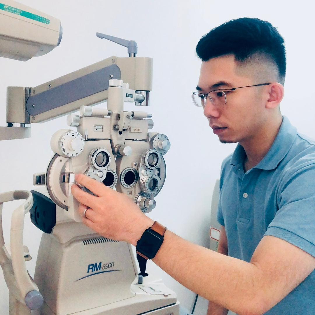 大连品镜-少儿防控眼镜/疑难配镜