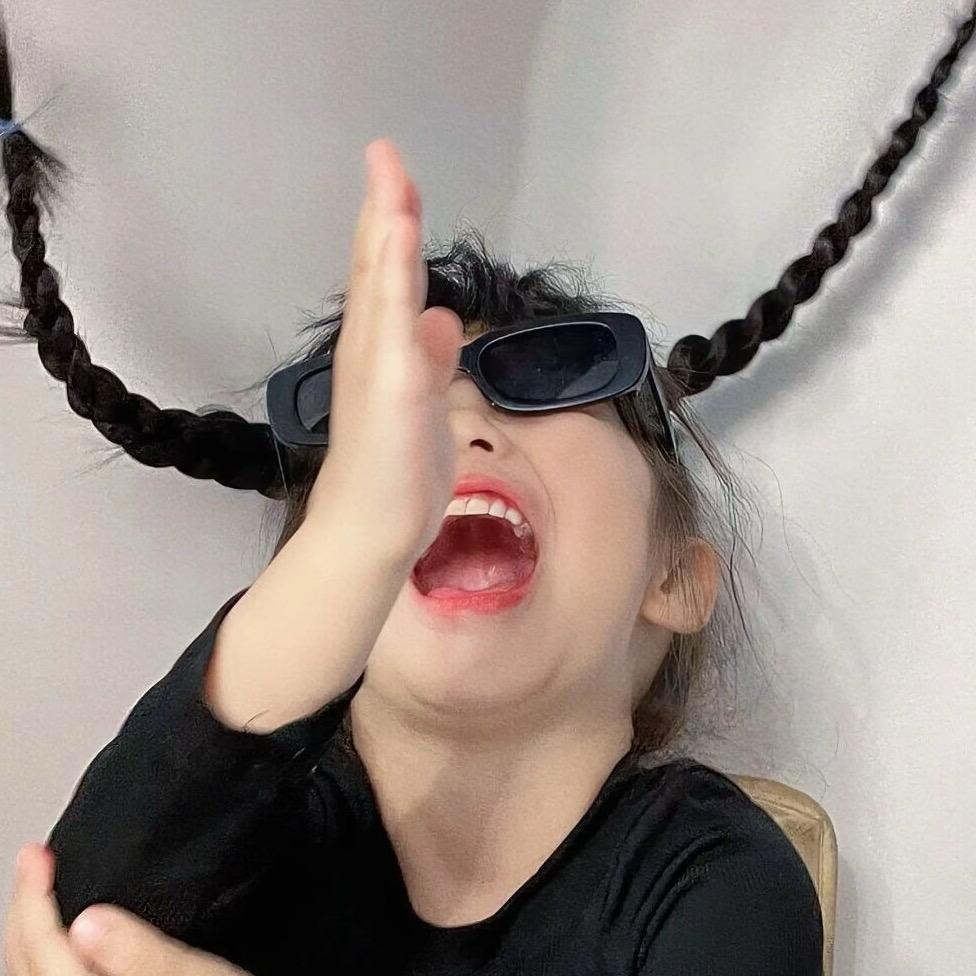 小峁同学👩‍🎓