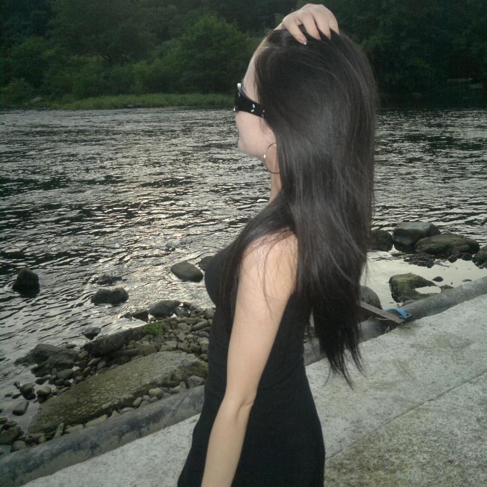 宝锶雅时装一号店