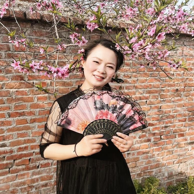 大嫂子（赵娜）