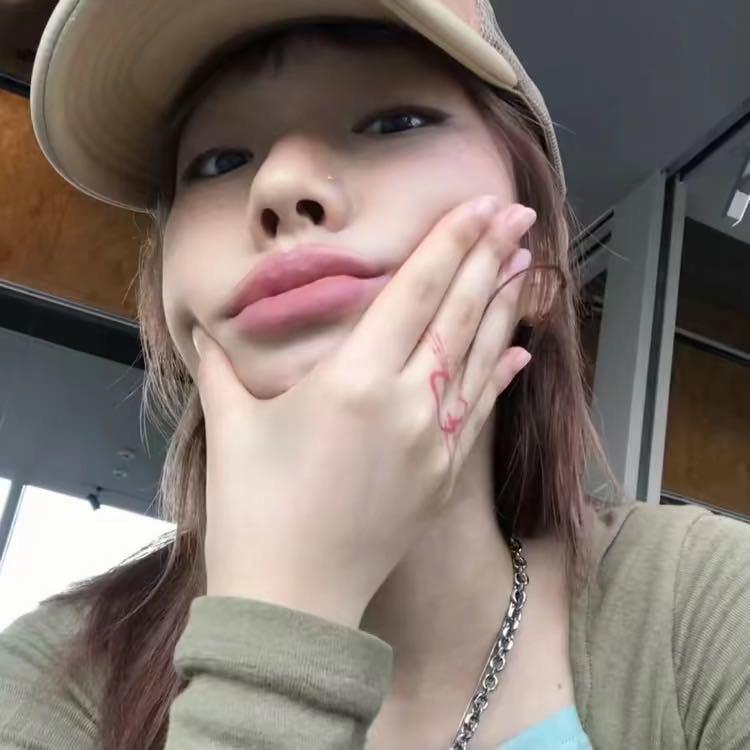 Kiou7（不瘦到97不改名）