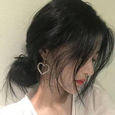 @妍