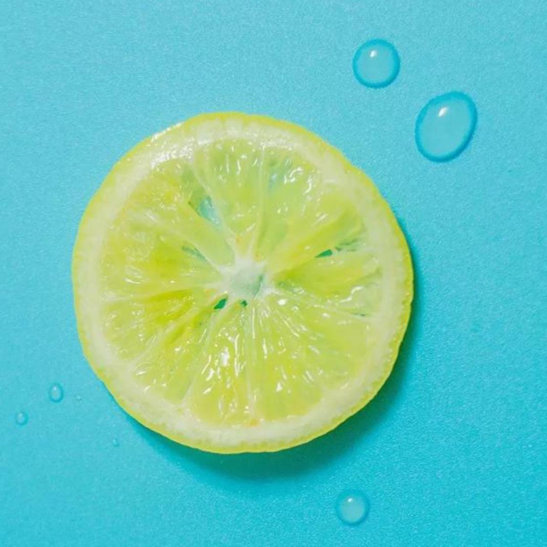姜姜爱吃水果