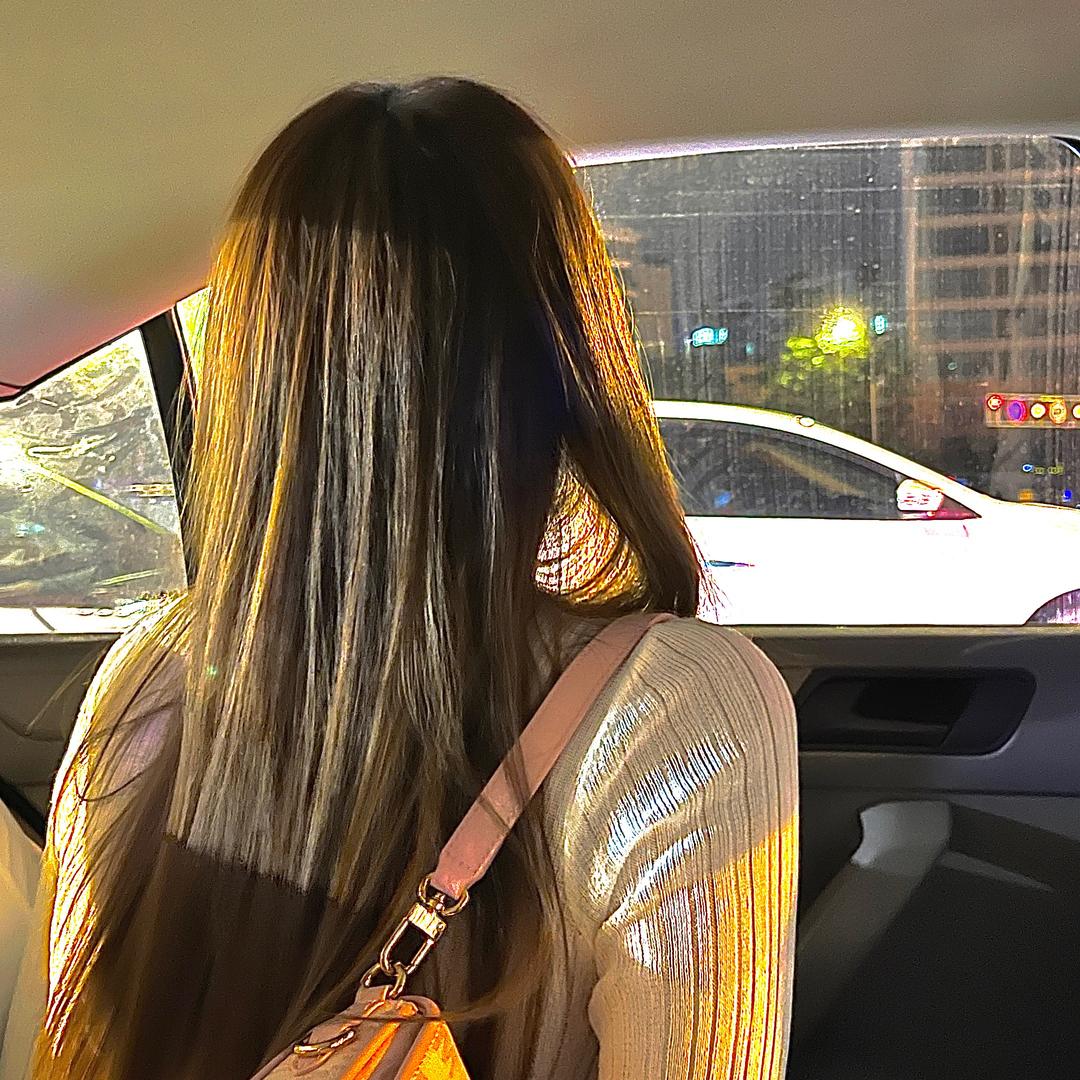 吃货大脸妹