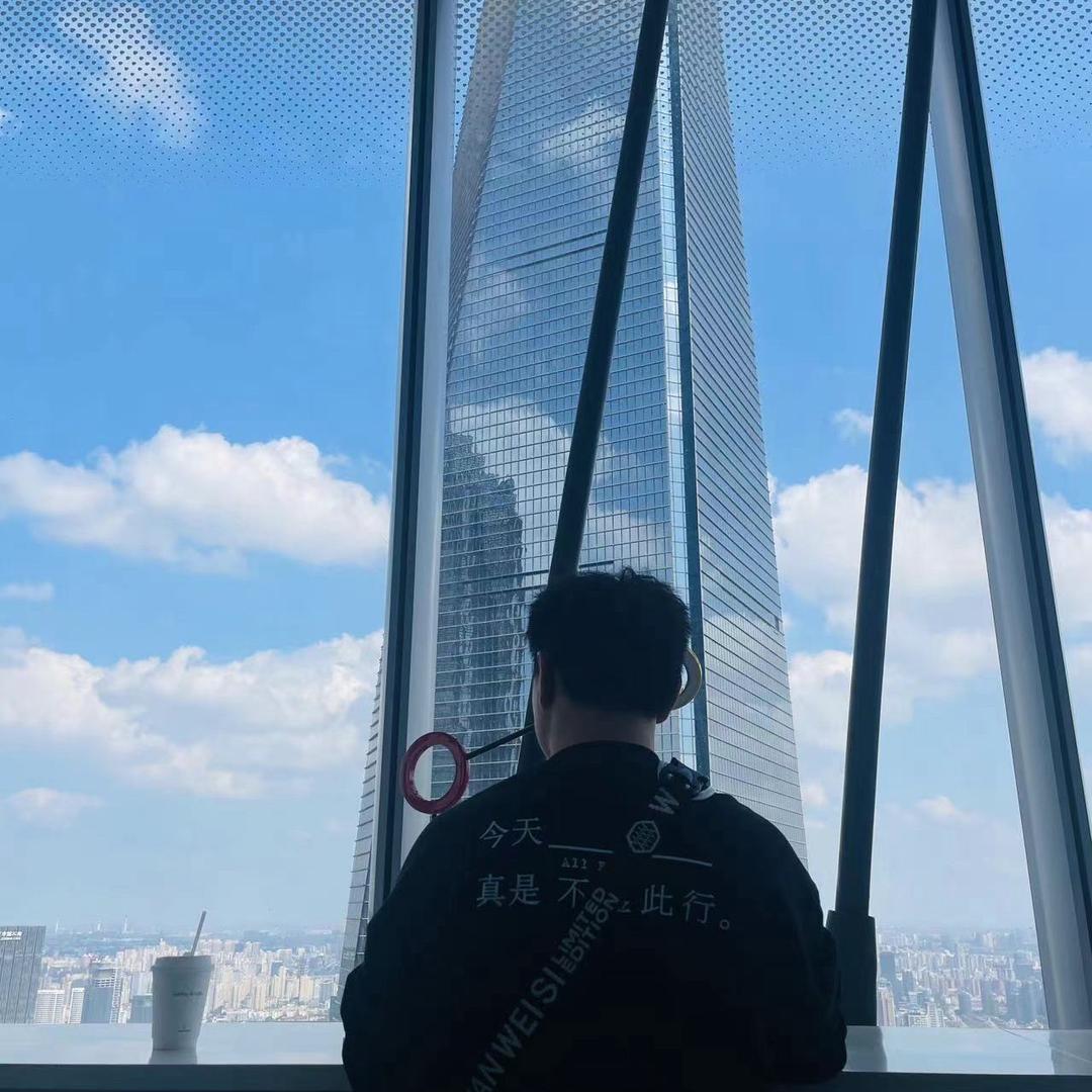 勤快的小伙