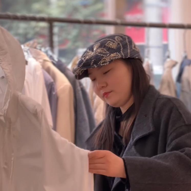 闻香女装文琼