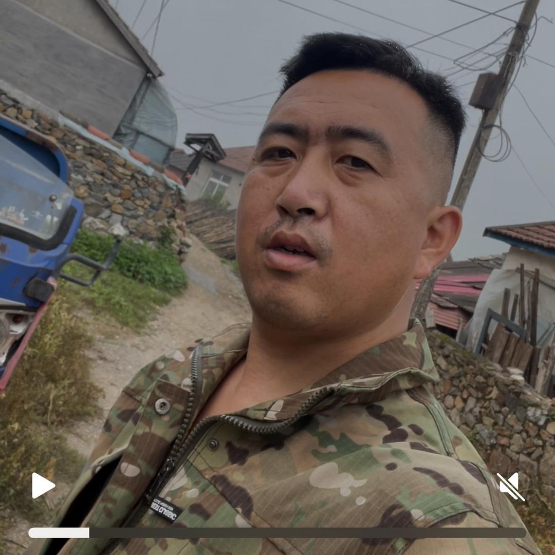 凤城80后养蚕人大海