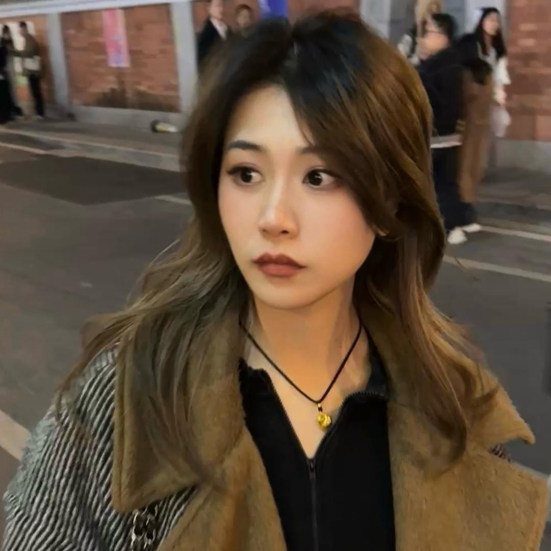 王小欣_