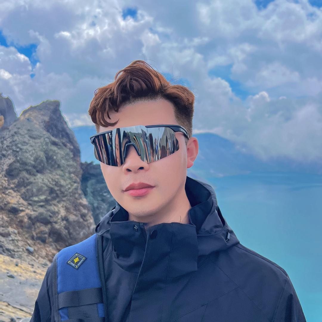 _来回翻身的咸鱼