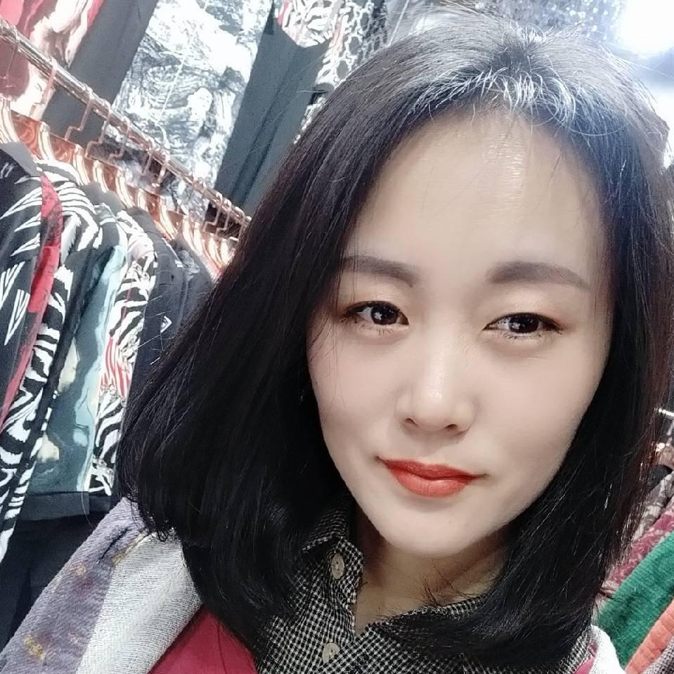 雯雯大码女装工厂店