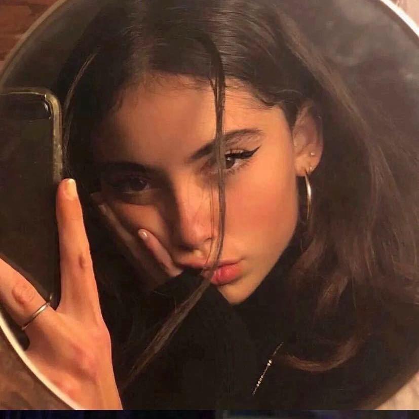 迪迪 👧🏻